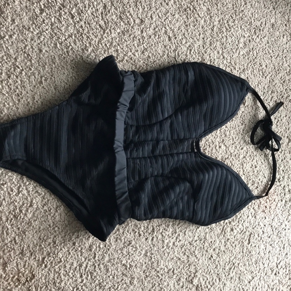 One piece black bathing suit